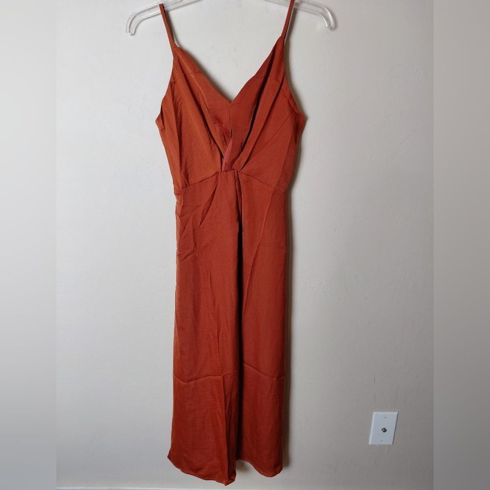 Hayden Los Angeles Rust Orange Midi Keyhole Dress. New With Tags.